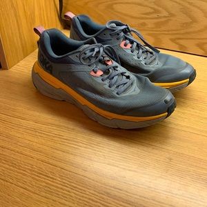 Hoka One One Challenger ATR 6